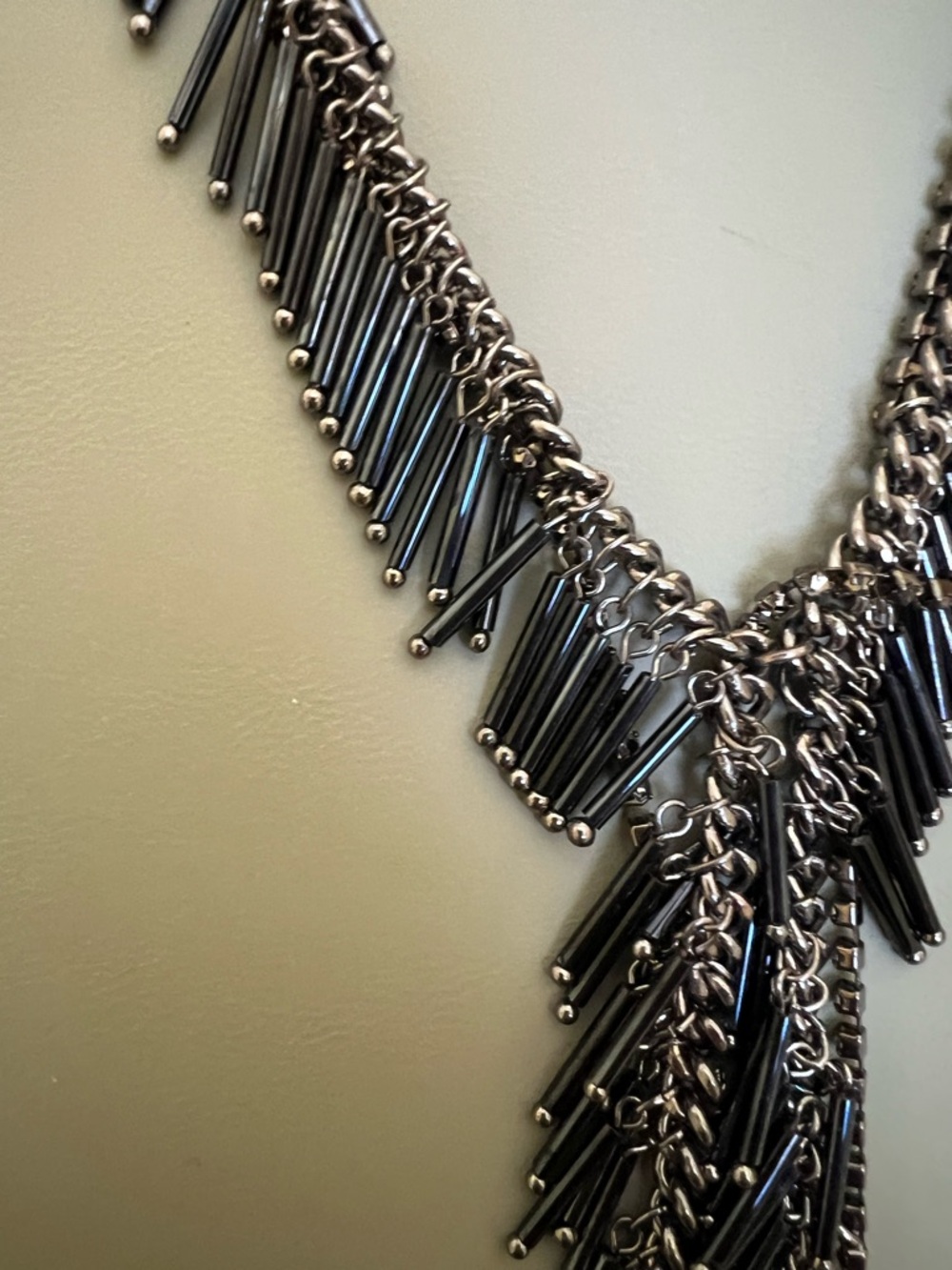 Black Fringe Y-Necklace - Women Jewelry - Picture 2 of 3